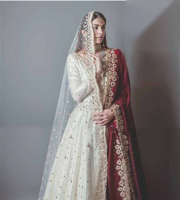 Zahra Royale Ivory